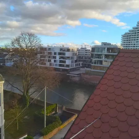 Ruhig Und Zentral An Der Donau Apartman *